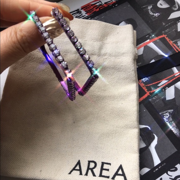 NEW Area NYC square hoop earring - Picture 5 of 7